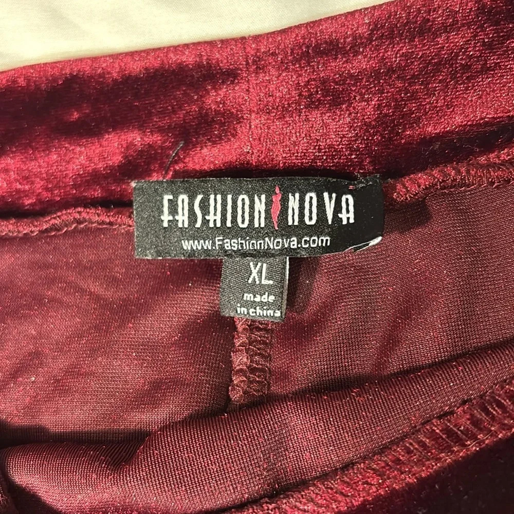 Fashion Nova Two Piece Velvet/Velour Skirt and Crop Top - Picture 3 of 9